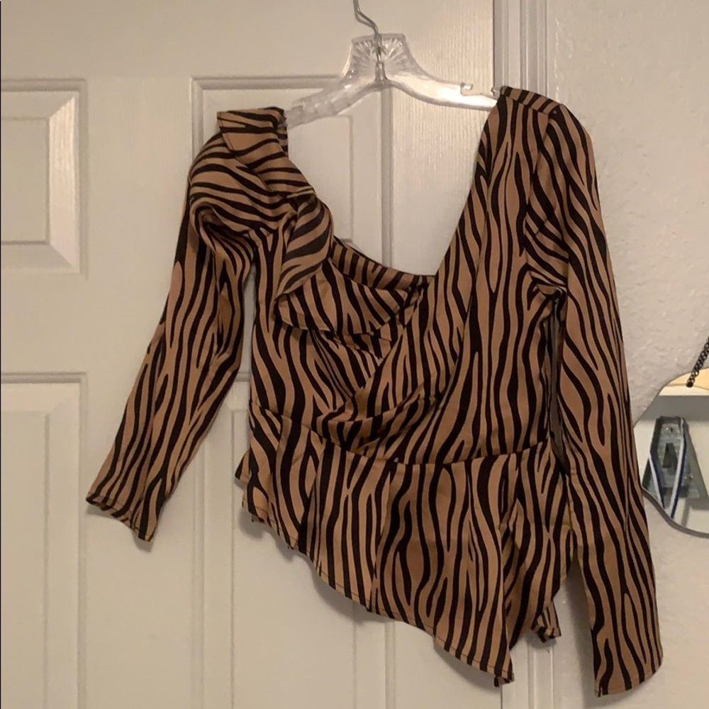 Satin tiger ruffle one shoulder blouse size 8